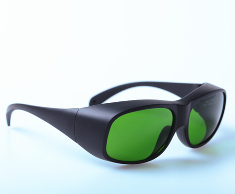 China YHP-2 800-1100nm Laser Protective Glasses For Diode and ND:YAG Laser Protection supplier